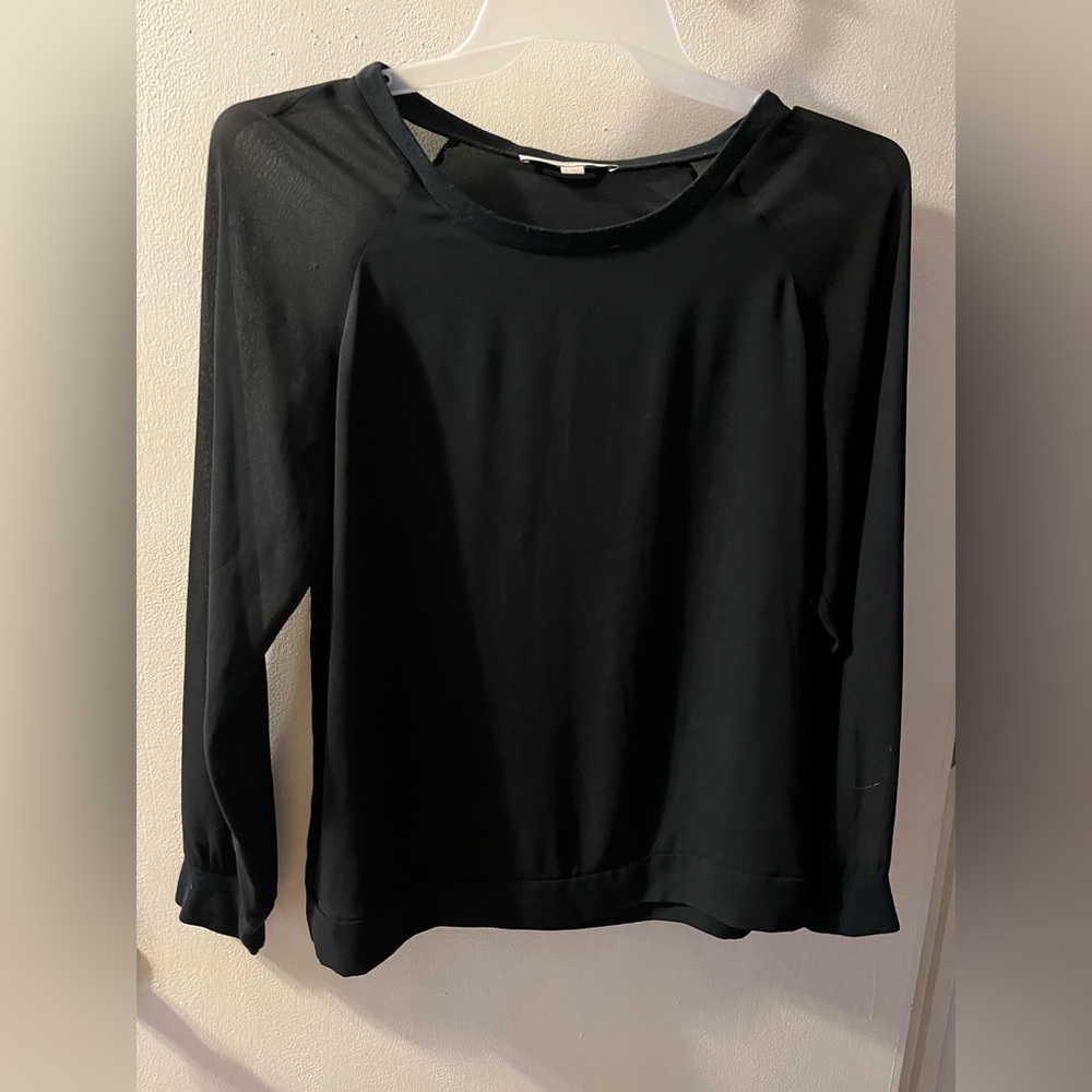 Woman’s size medium blouse